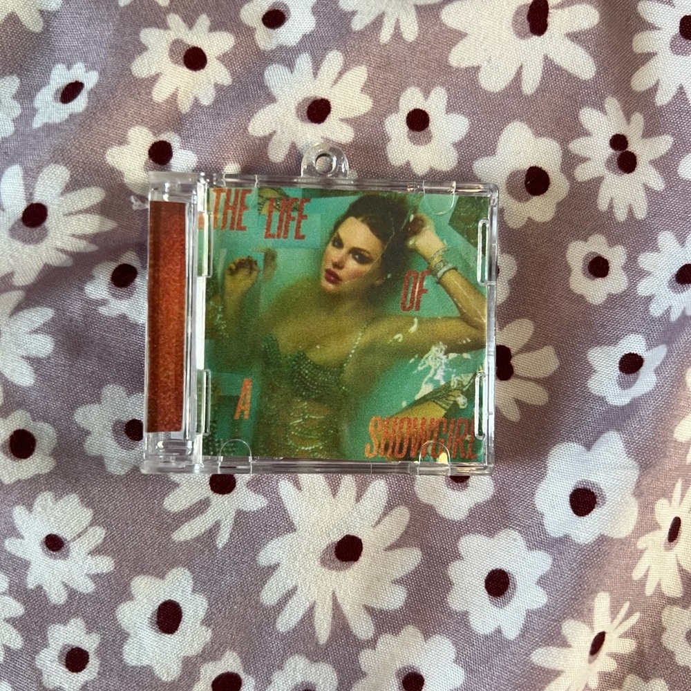 Taylor Swift The Life of a Showgirl Mini Album Keychain